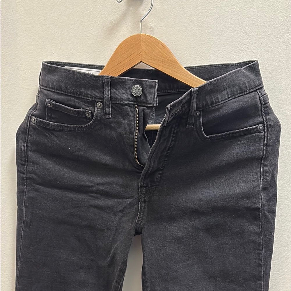 Gap Flare High Rise Flare jeans with wash well in absolute black size 28P